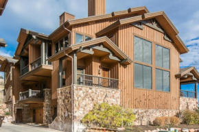 Park City Townhouse with Hot Tub and Luxury Amenities!
